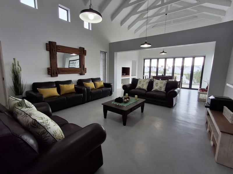 3 Bedroom Property for Sale in Britannia Bay Western Cape